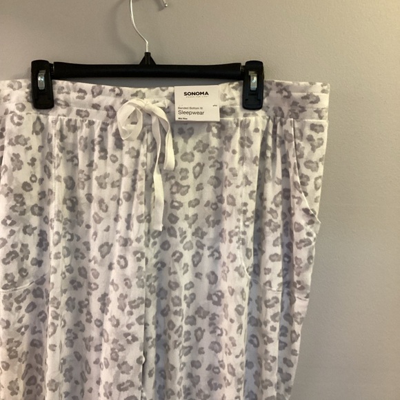 SONOMA Goods For Life pajama pant Woman’s 2X animal print banded bottom - Picture 12 of 16